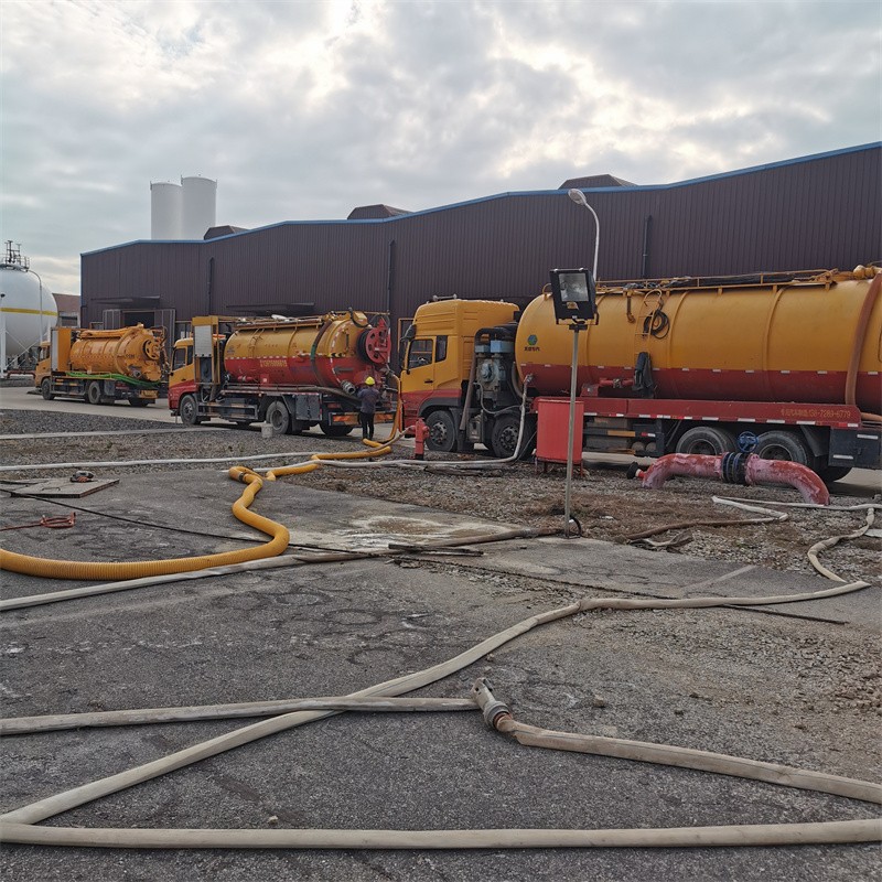 平罗污水池清理