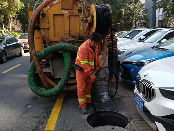 平罗排污管道清淤